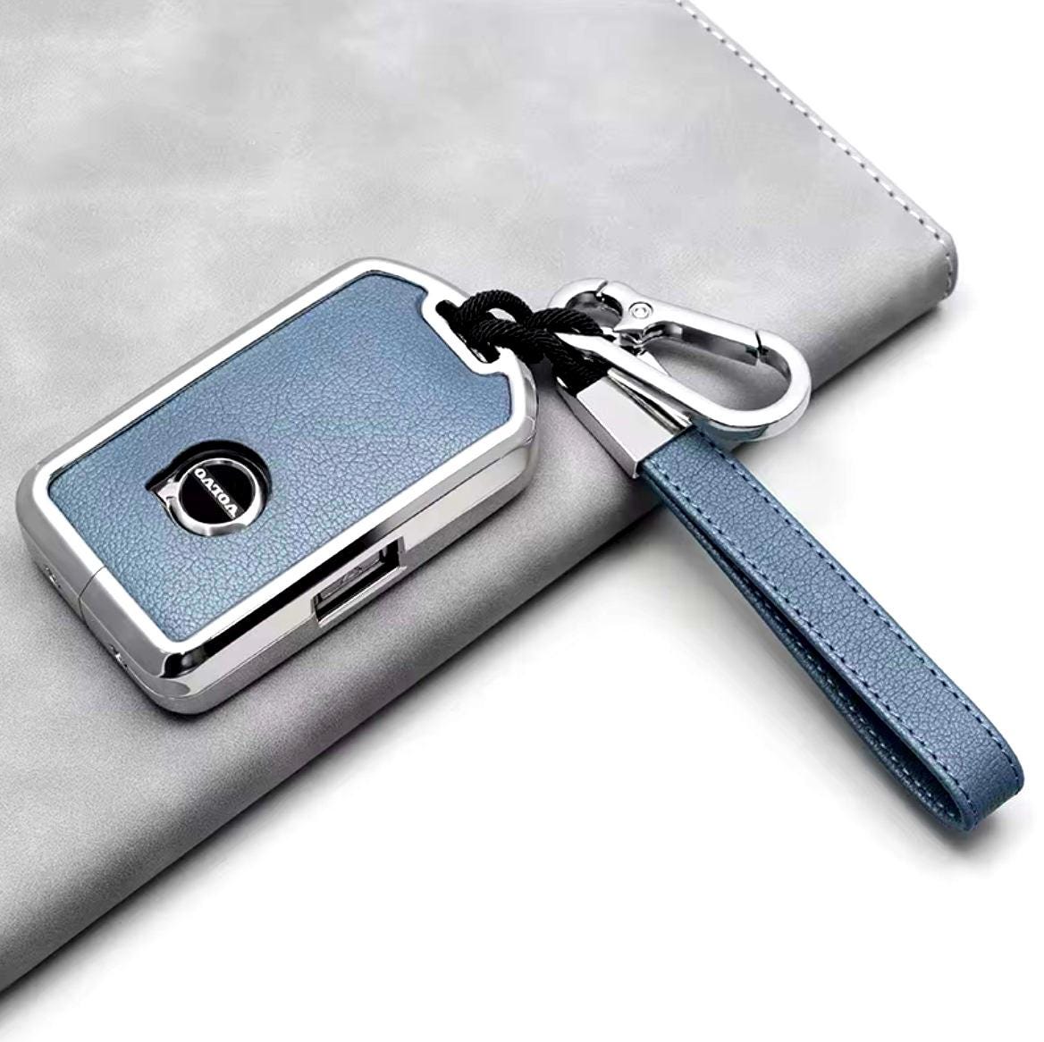 For Volvo/Polestar key fob Customizable Leather & Aluminum Key Fob Cover Set - Full Keychain